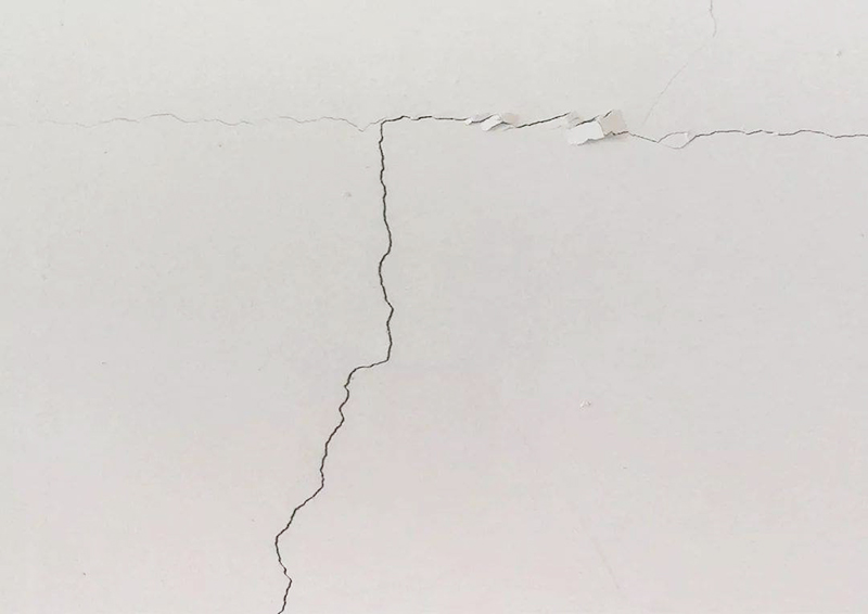 墻面開裂是怎么原因